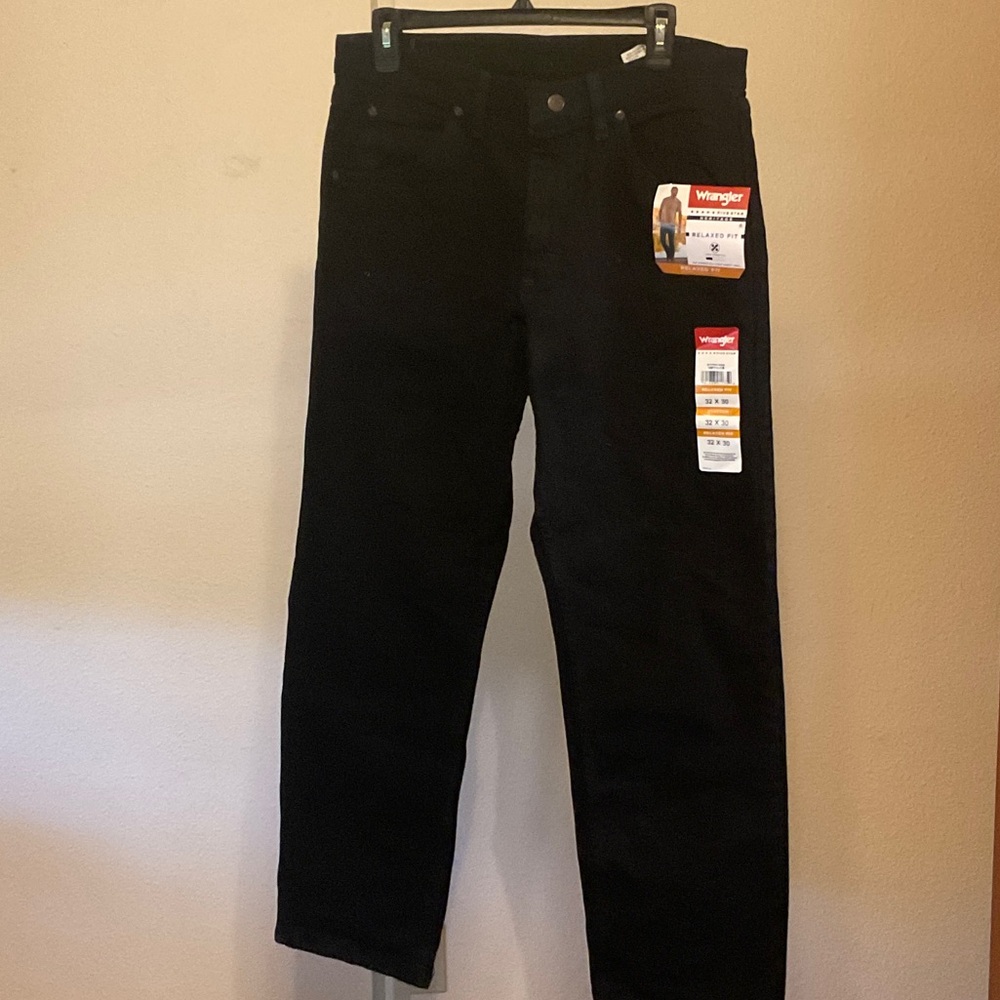 Wrangler Men's‎ Relaxed Fit Black Jeans